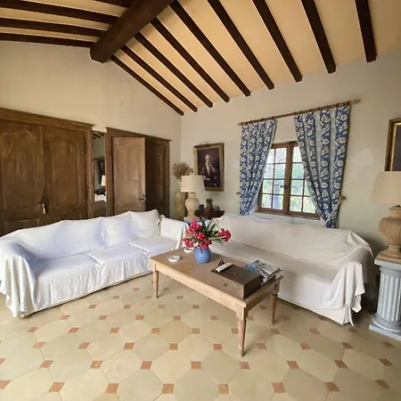 Spacieuse A Deux Pas Du Centre Du Village Et De La ポルクロール